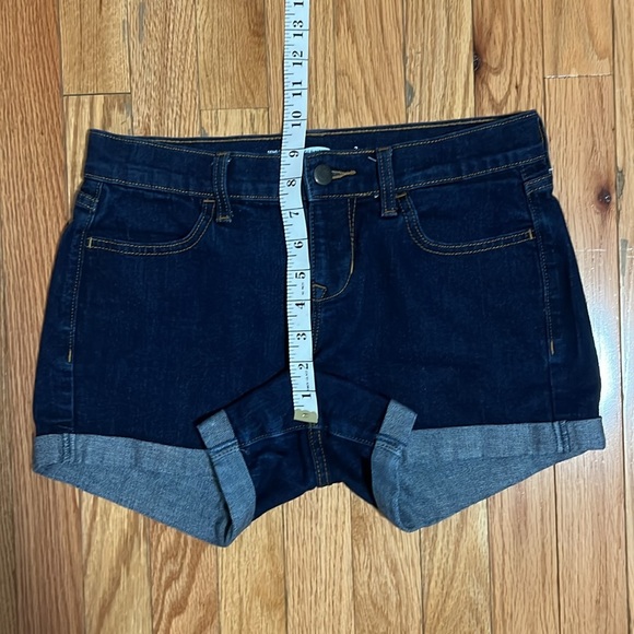 Old Navy Wow Women’s Jean Shorts. Dark wash. Size 2 Regular. 3” inseam - Picture 14 of 14
